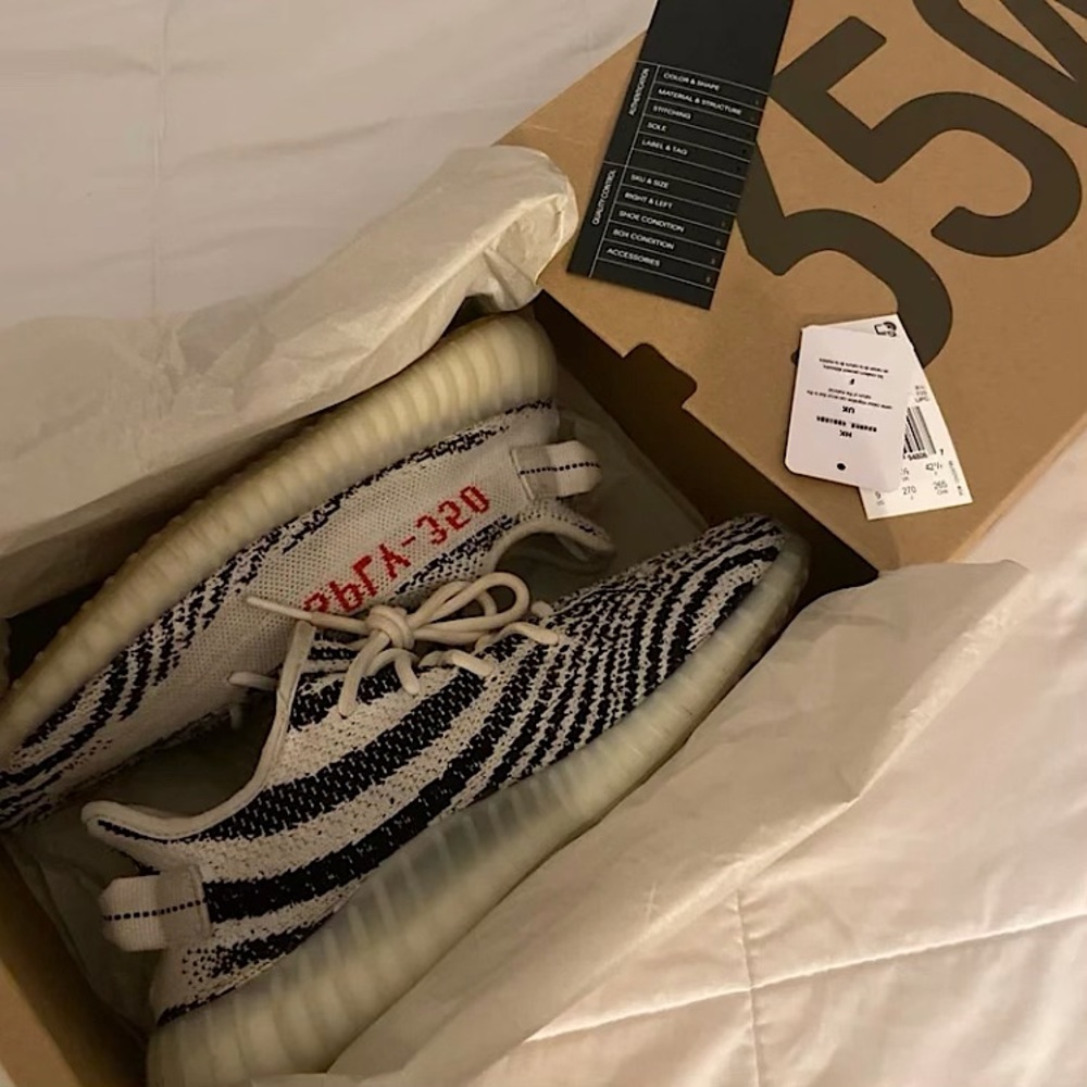 Yeezy Adidas Boost 350 Zebra,Size 9 Men,All original tags and GOAT authenticity